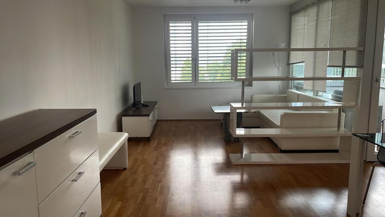 Linz Donau Ufer Stadt Mitte 외부 사진